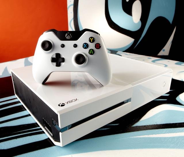Sunset Overdrive Xbox One console