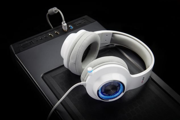 Edifier e25HD Luna Speakers G4 Gaming Headset
