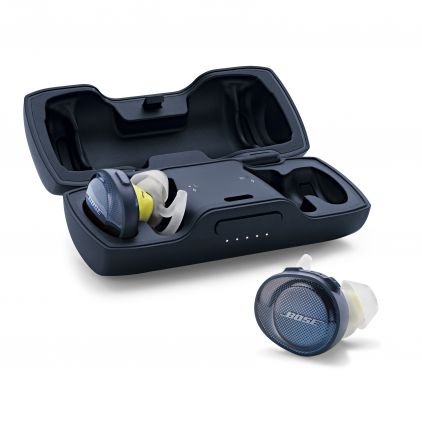 bose soundsport free review case and earbuds
