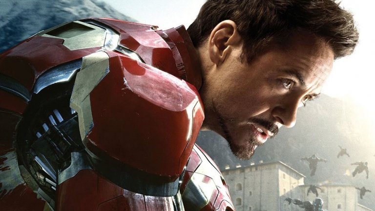 Iron Man Posing in Avengers Age of Ultron