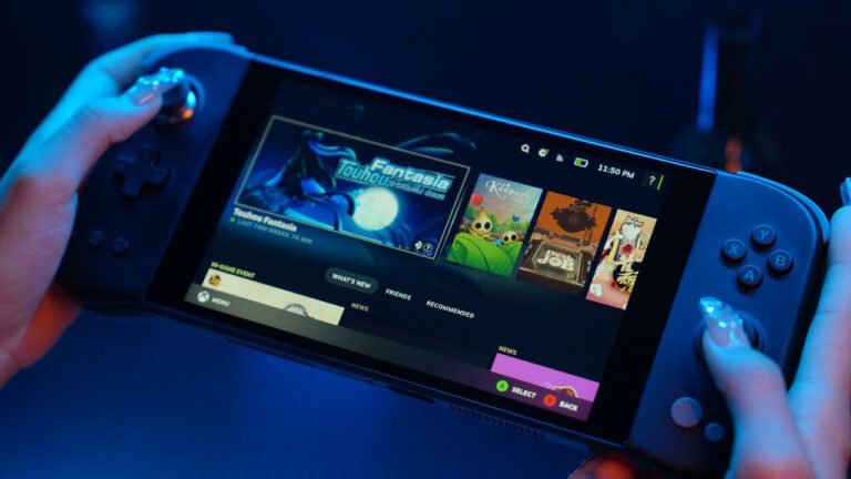 Ayaneo's Next Lite Handheld gaming PC