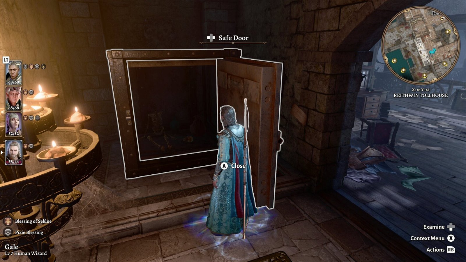 Baldur's Gate 3 - Opening the safe door finding the poor soul locked in